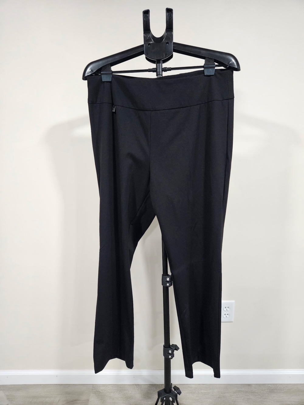 INC International Concepts Black Straight-Leg Women's Pants